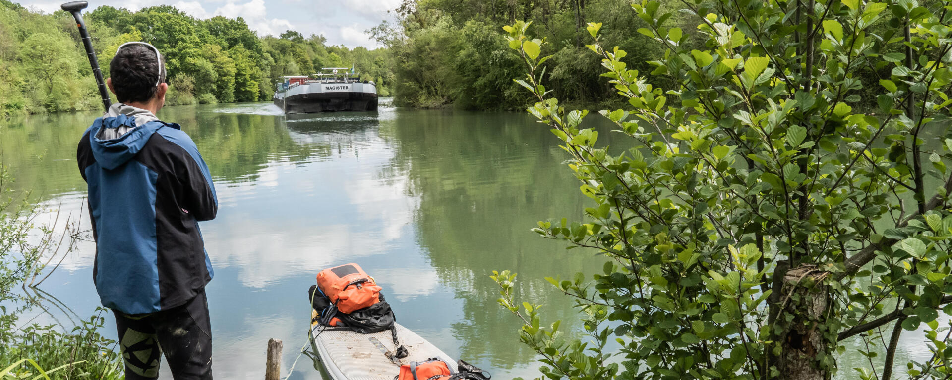 trip down the Seine stand up paddle