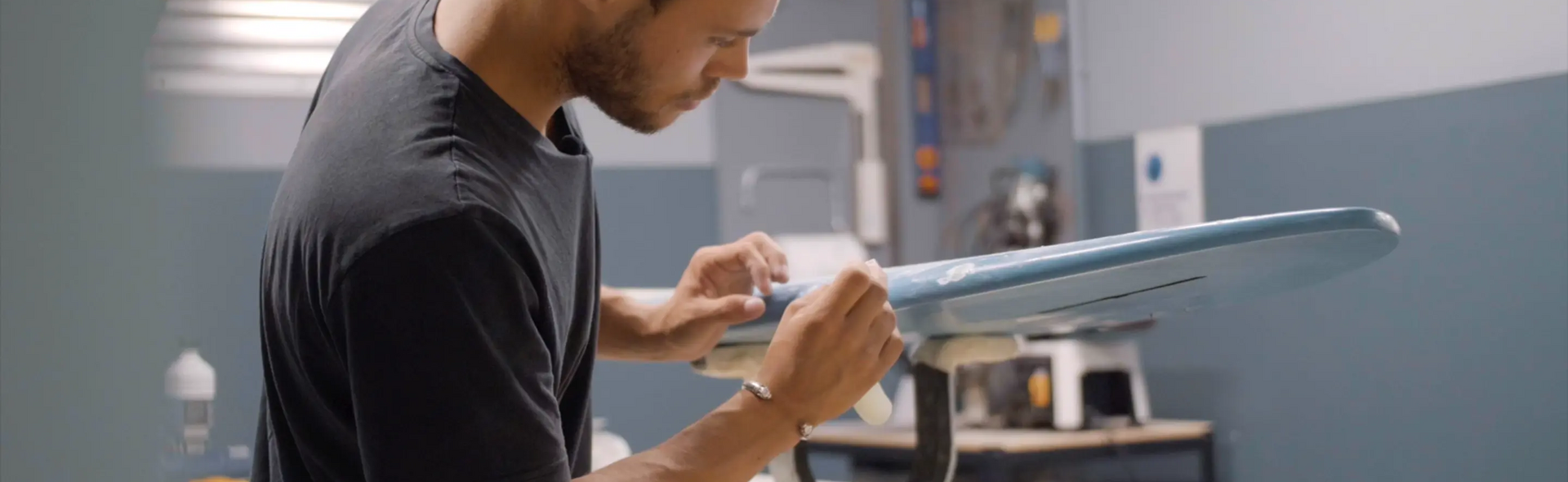 Come Incerare Una Tavola Da Surf: 9 Passaggi - Foto 3