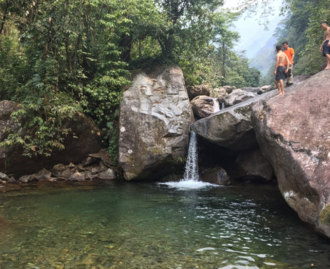 TREK À SAPA : ASCENSION DU PU TA LENG