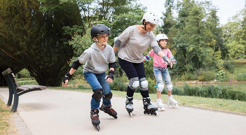 How to Teach a Child to Roller Skate