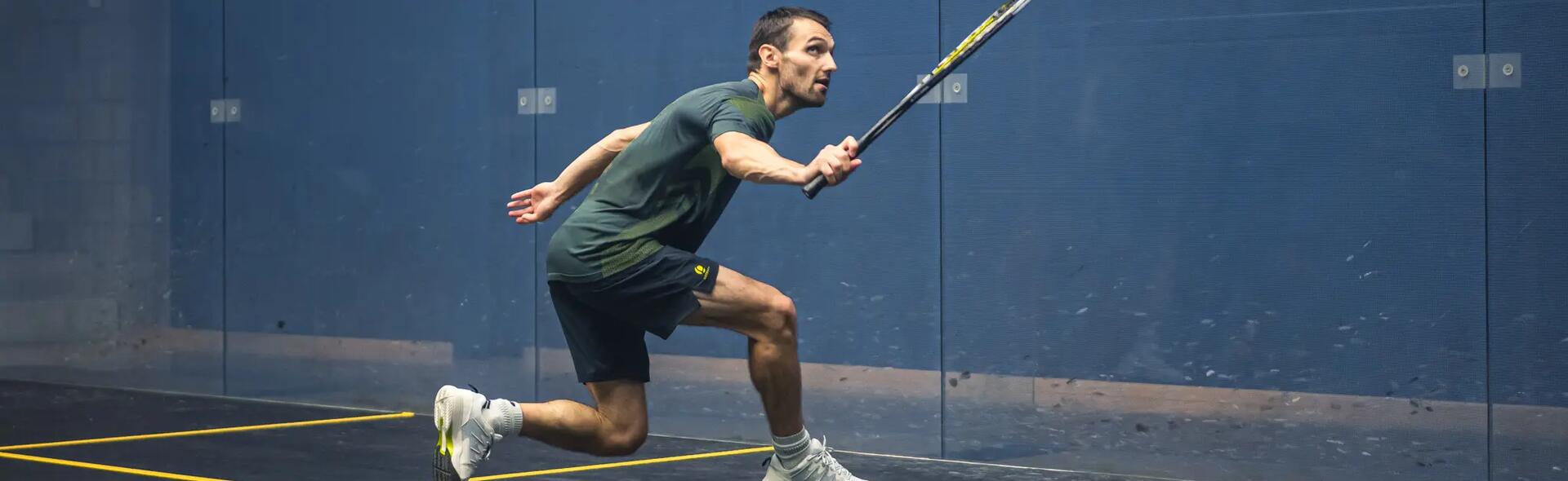 Man playing squash
