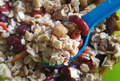 Recipe / Goji and cranberry muesli