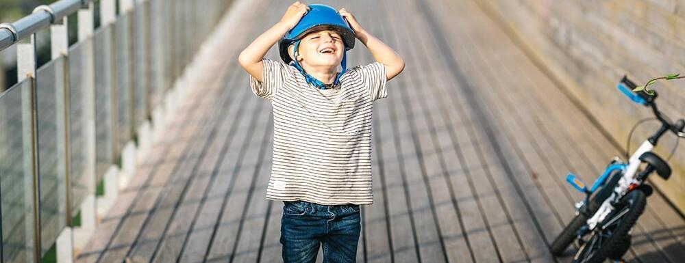 Comment apprendre à son enfant à faire du vélo?