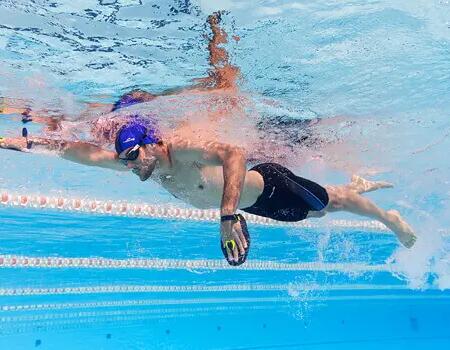 Schwimmen ist eine gelenkschonende Sportart