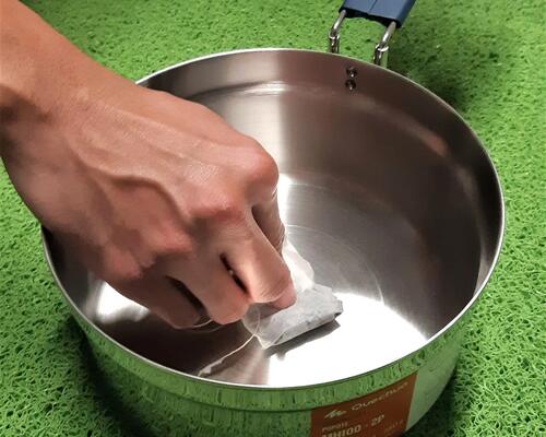 CAMPING | HOW TO CLEAN AND CARE FOR CAMPING POT