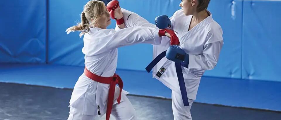 Jaka mata do karate i innych sportów walki? 