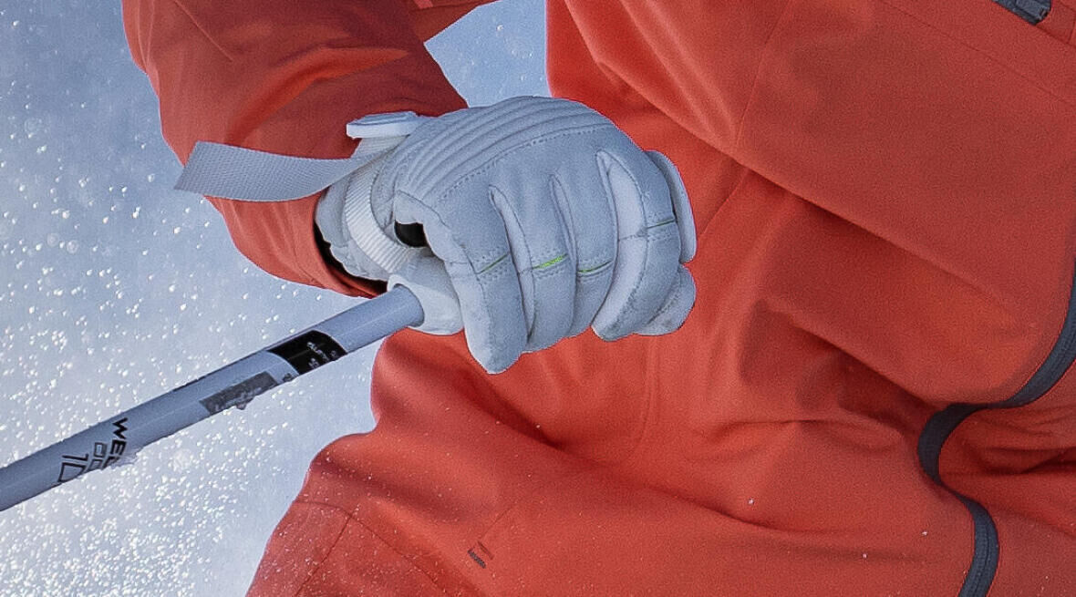 How to wash your ski gloves 
