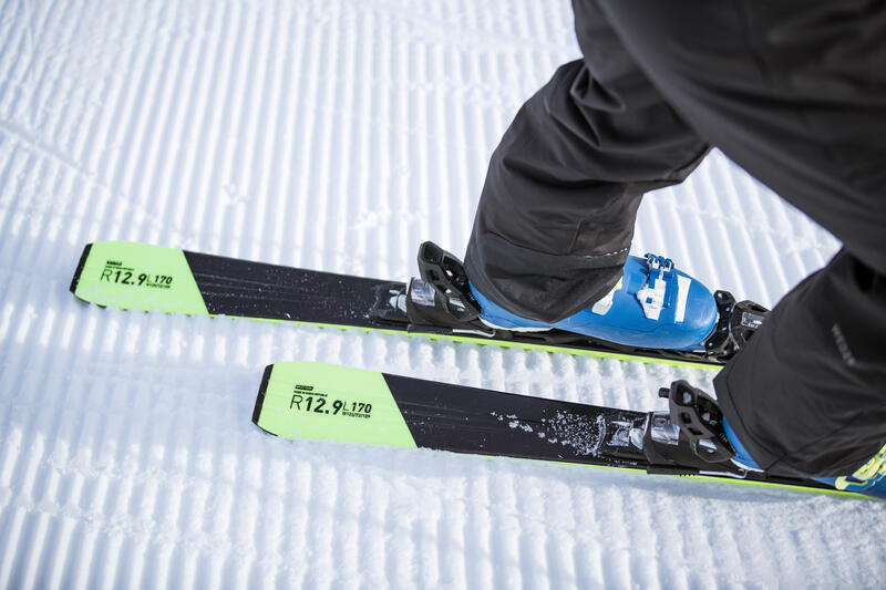Hoe moet je je ski's aan- en uitdoen?