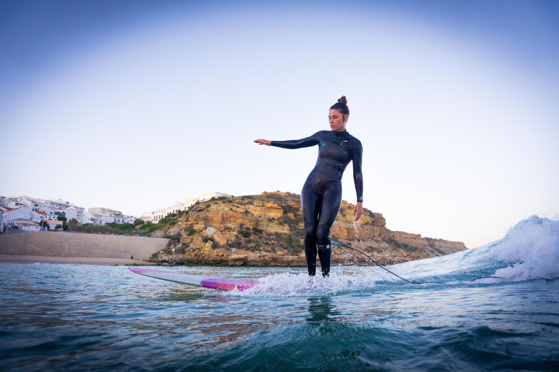 Kim Hertogs, surfen, goed voor lichaam & geest
