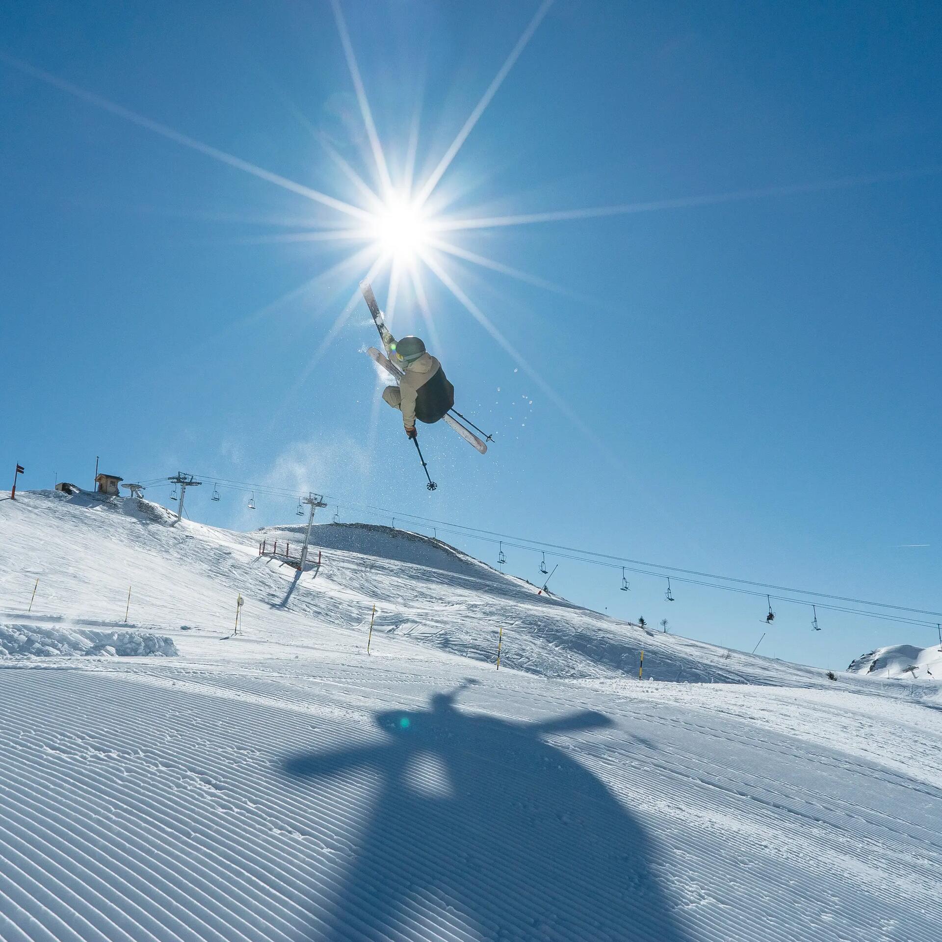Finde die richtigen Skier für deinen Winterurlaub!