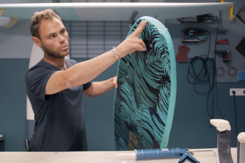 comment réparer sa planche de surf en résine
