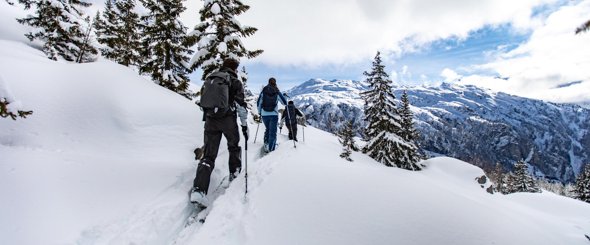 Voyage de ski d'été : trois conseils pour vous aider à faire vos