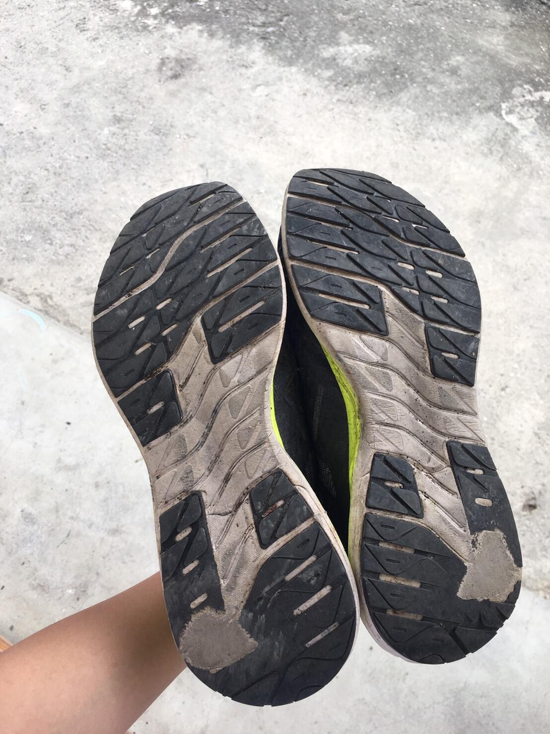 鞋底磨損