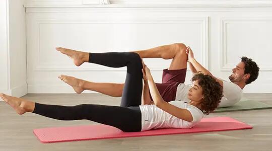 Pilates vs Yoga: What's the Difference?