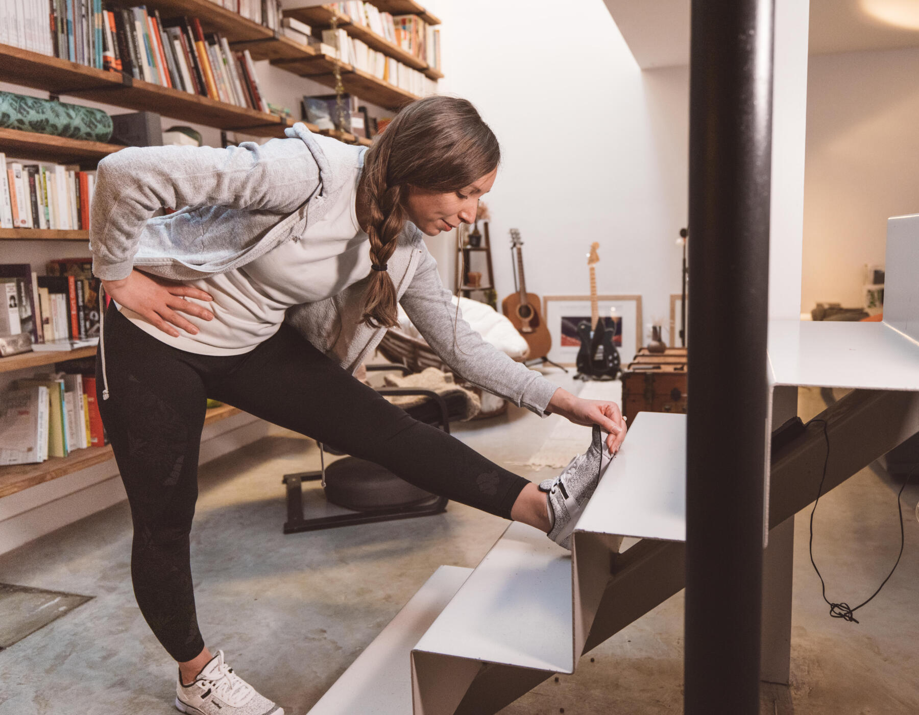 20 Idee per una Libreria Bassa Dietro al Divano