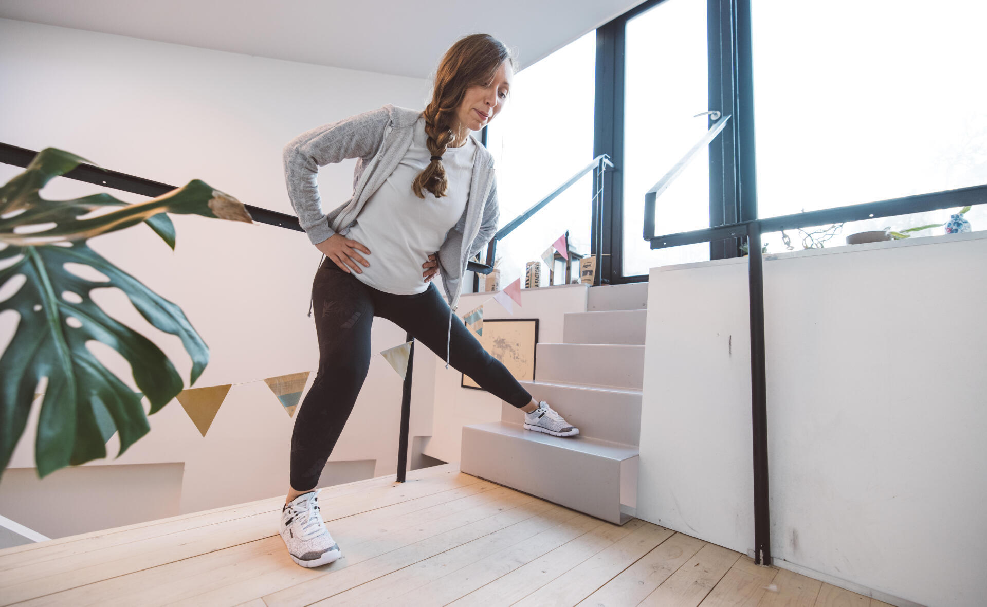 Monter ses escaliers - Les 10 bonnes façons de faire du sport à la maison -  Elle