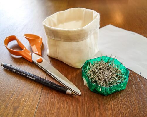 TUTORIAL: EASY BASKET-BIN FOR REUSABLE WIPES 