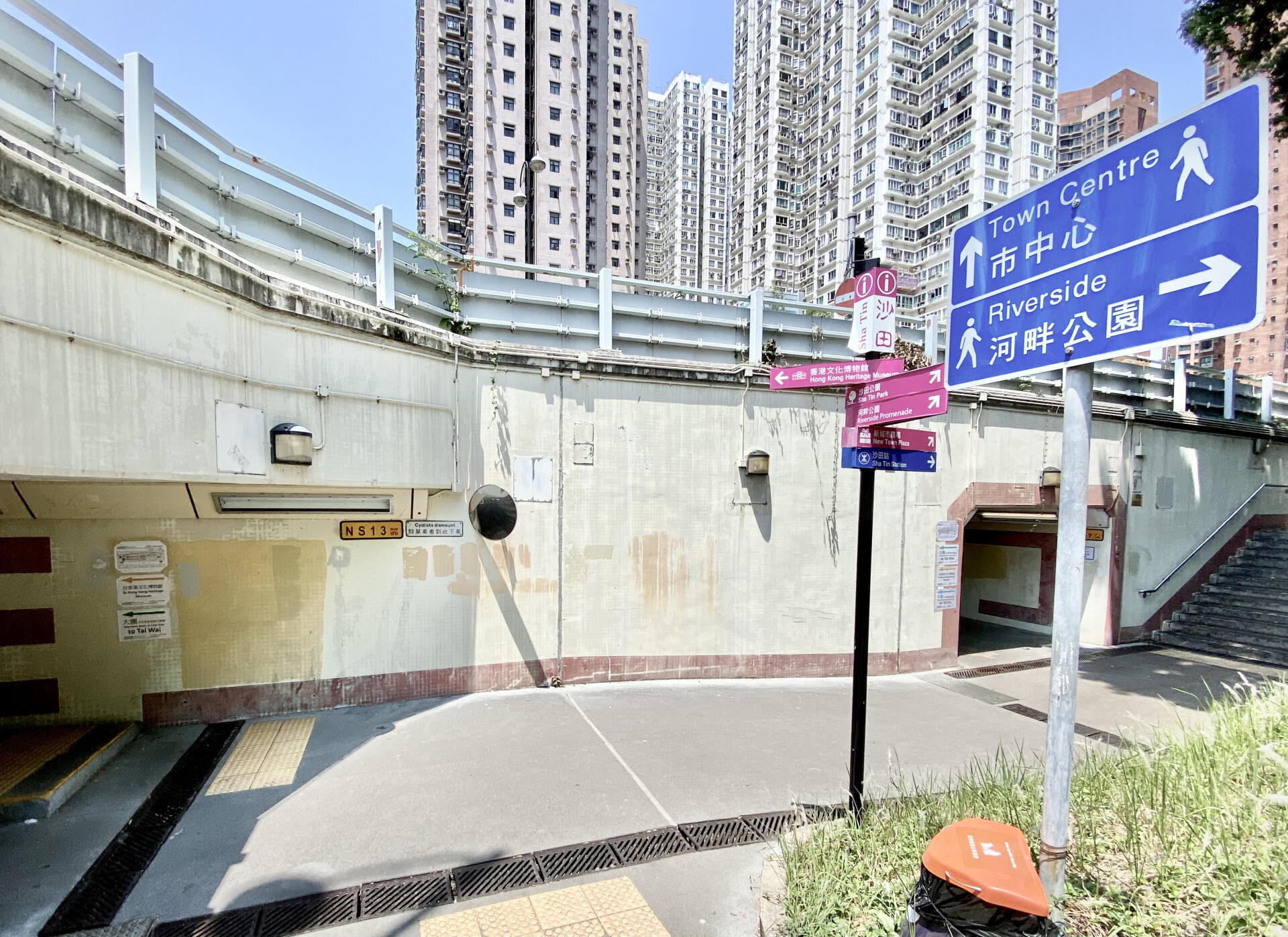 Towards New Town Plaza from sha tin cycling paths