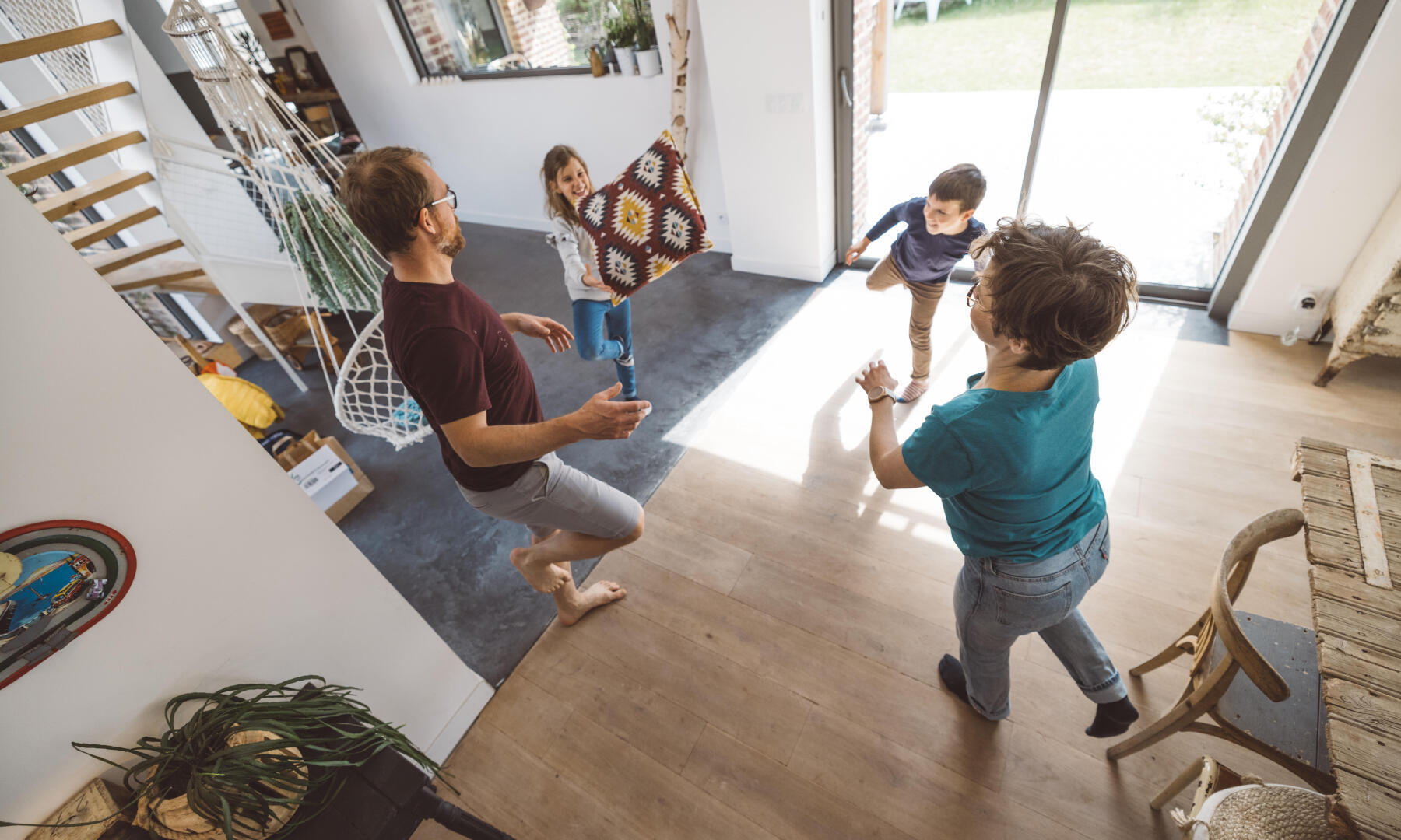 Sports challenges: activities for children and parents at home