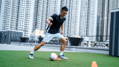Football-Improve-your-training-and-recovery-with-the-right-gear.jpg