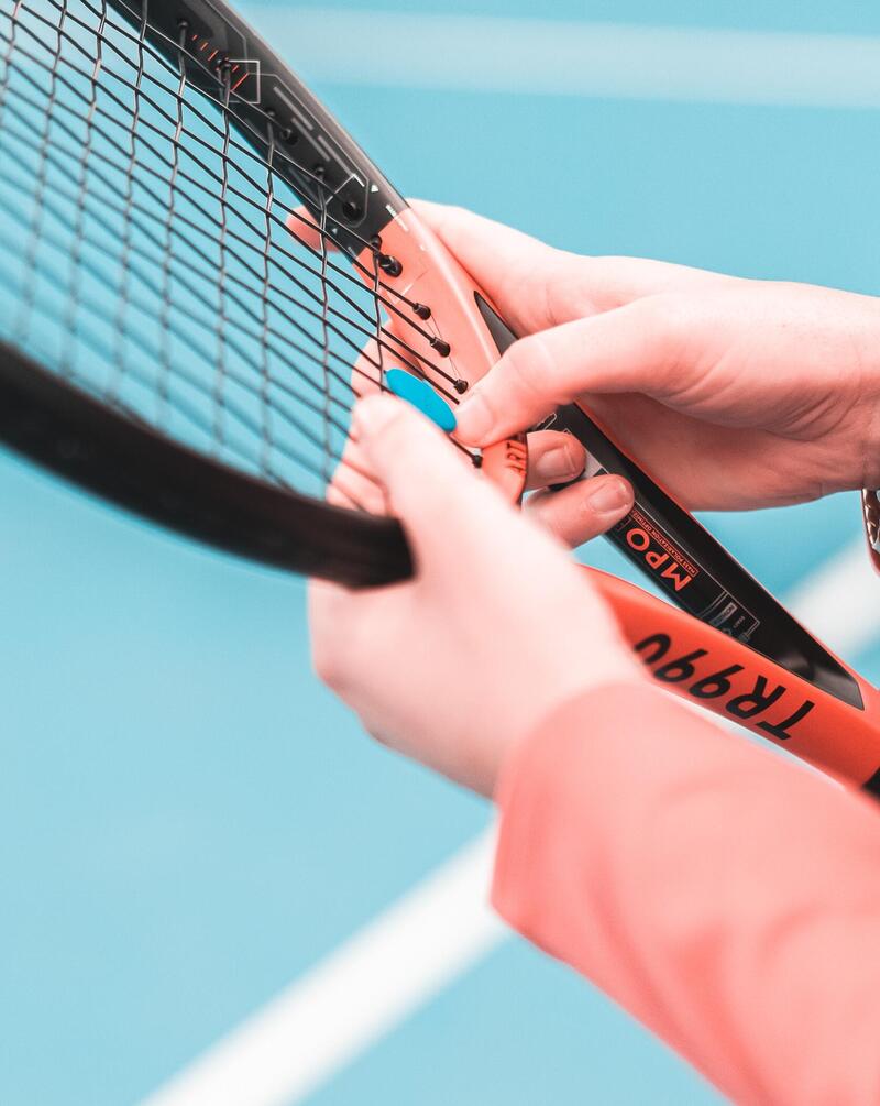 Cambiar el overgrip de una pala de padel o de una raqueta de tenis