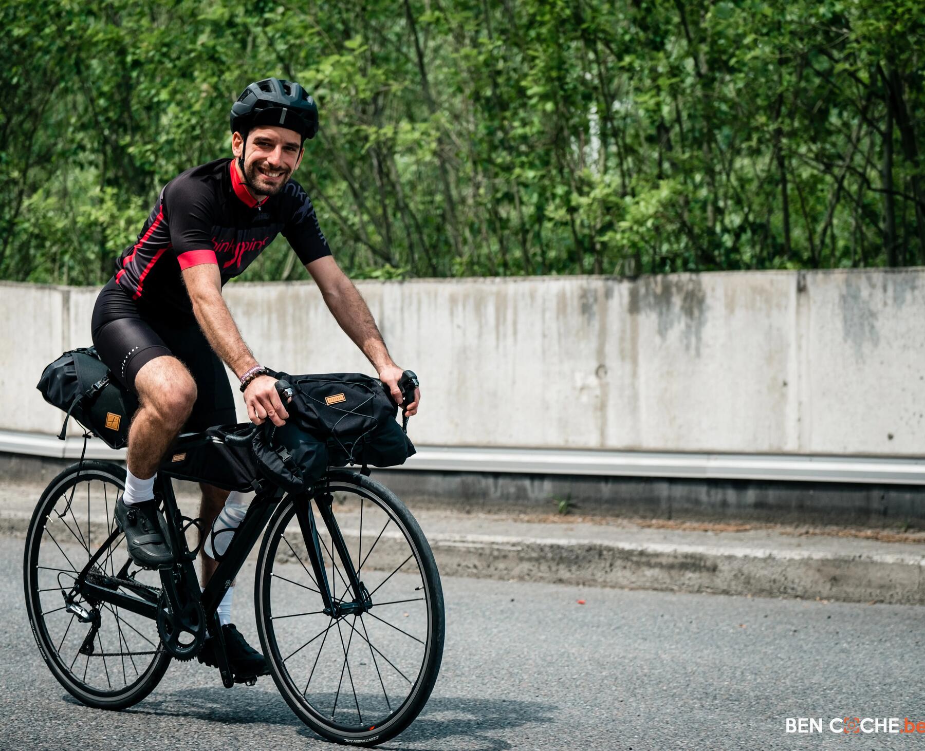 Bike 2 Sea: het fietsavontuur van Adrien voor Think Pink