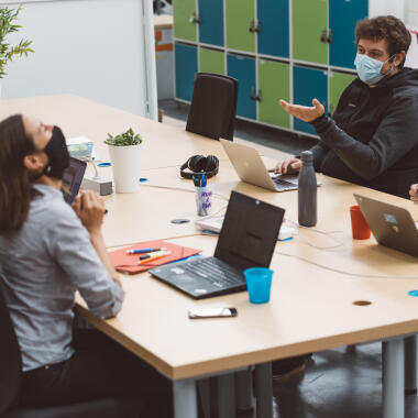 Comment faire du sport (discrètement) au travail ?