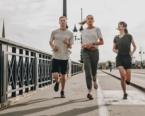 Joggen und Übelkeit: das hilft