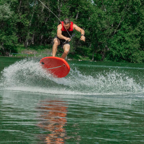 WAKEBOARD GONFLABLE ROUGE