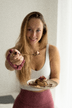 Retrato da Camille, criadora e fotógrafa culinária