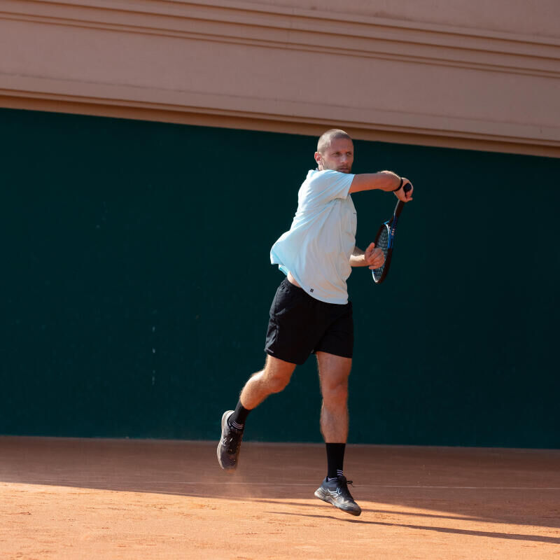 Tennis technique: the passing shot