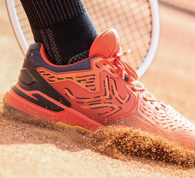 TS560 artengo tennis shoes