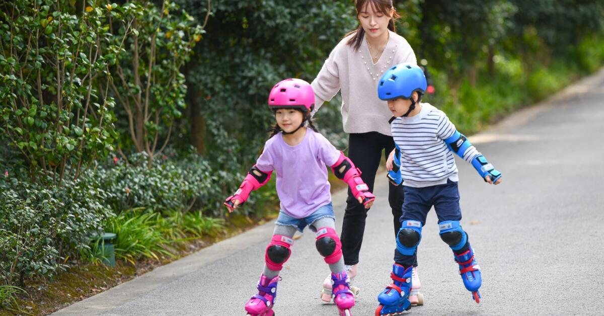 Childrens on sale roller blades