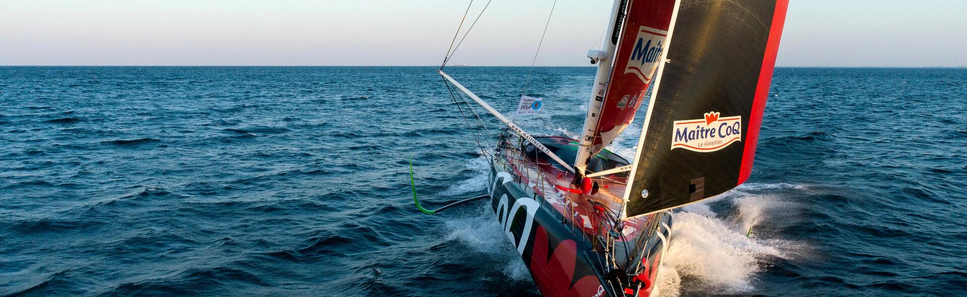 TRIBORD s'associe au skipper Yannick Bestaven pour créer une nouvelle panoplie de voile