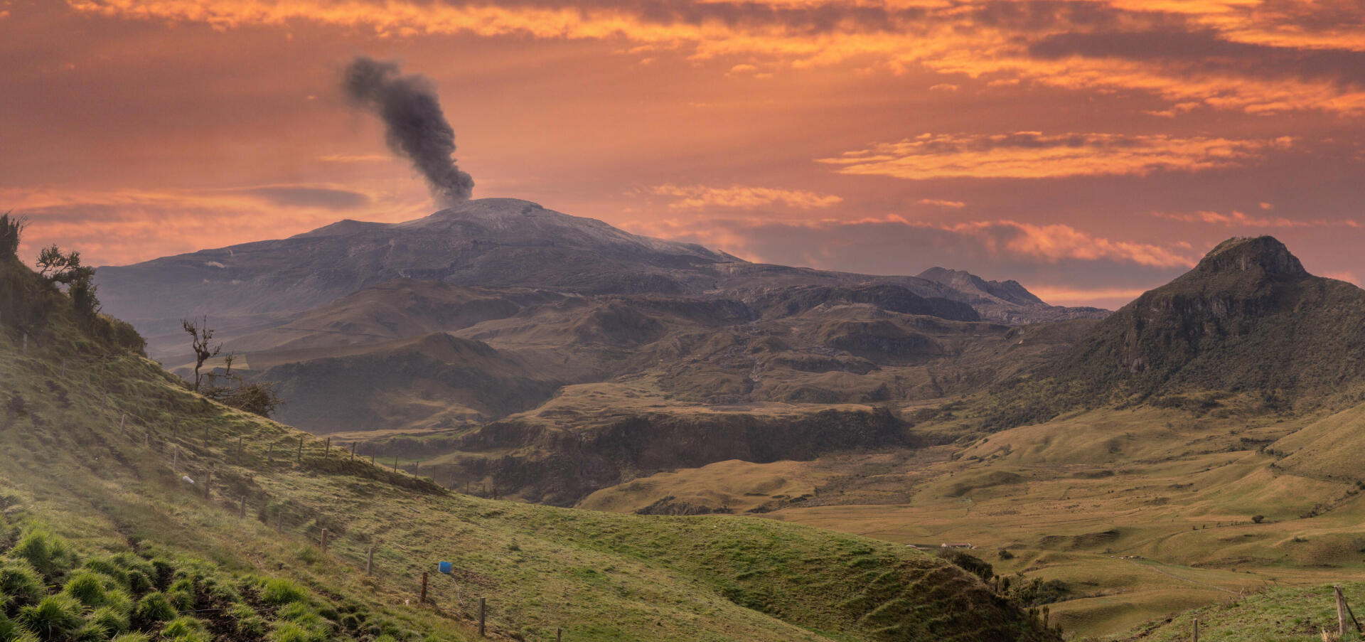 Travel to Colombia: trek in the andes at los nevados