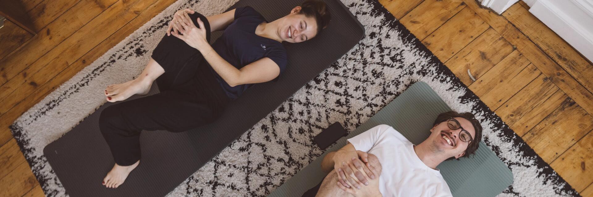 Quelles postures de yoga faire quand on est débutant