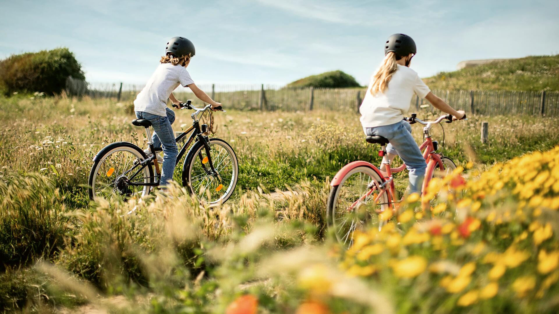 - BTWIN Kids - Spy hero girl 500 16''