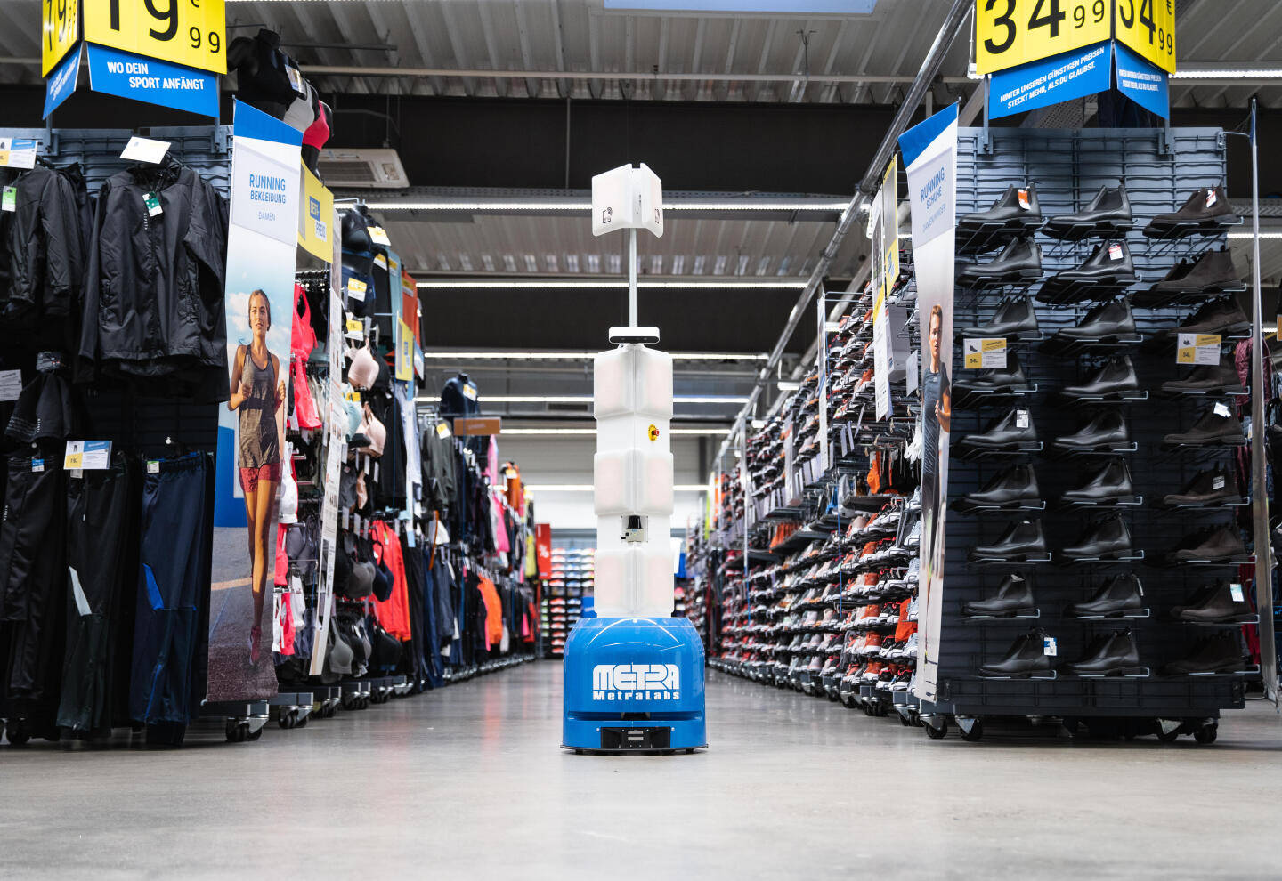 RFID Roboter bei DECATHLON Deutschland