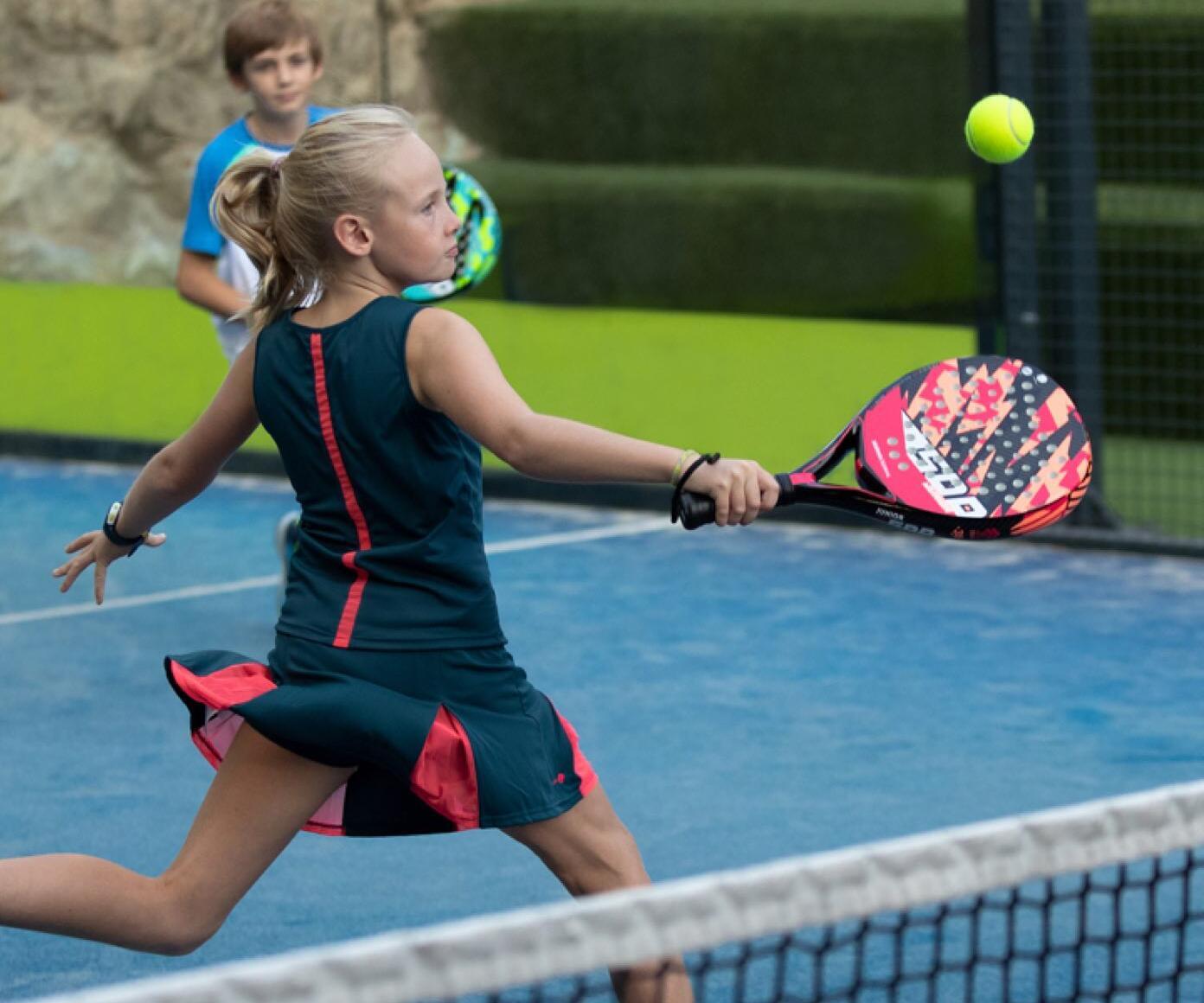 Guide to Picking the Best Tennis Racket for Kids
