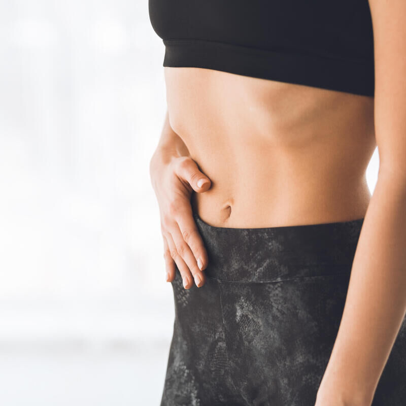 Le stomach vacuum, l’exercice aux mille et un bienfaits