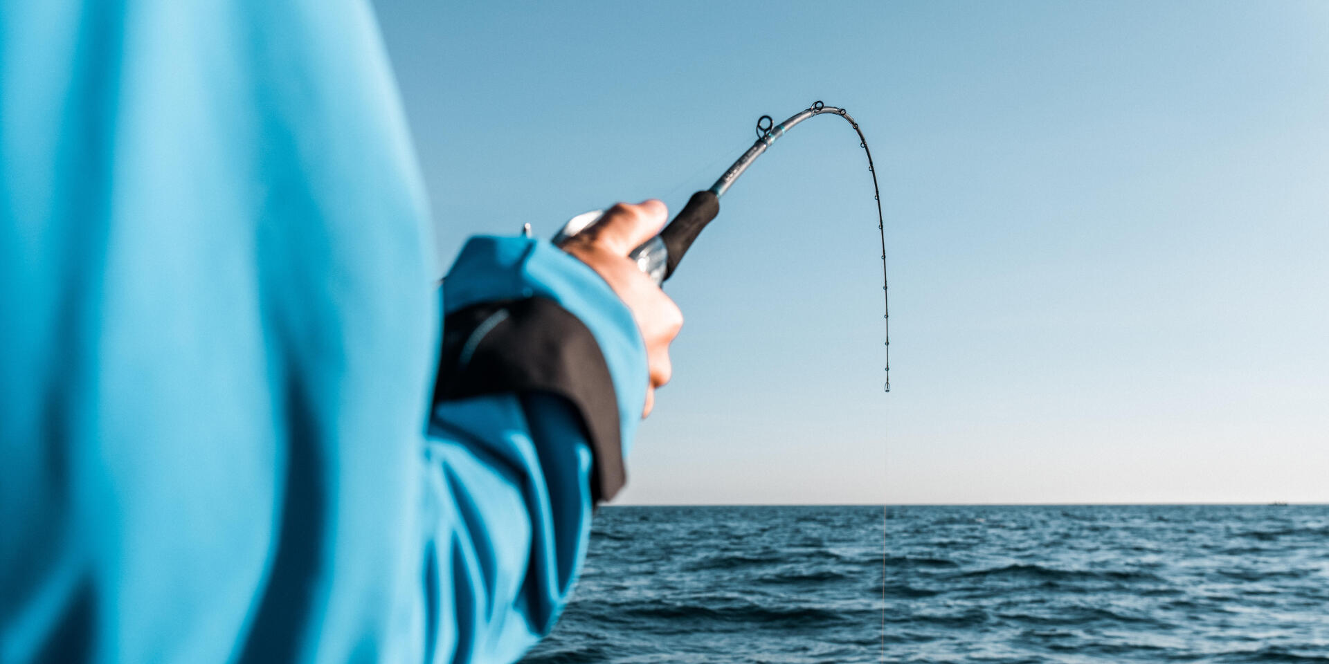 Comment pêcher en verticale en mer