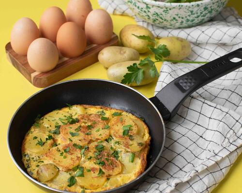Recette healthy : omelette aux herbes façon tortilla