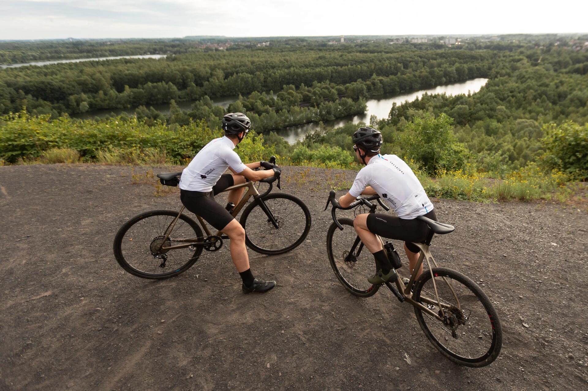 Group Cycling: The Benefits of Cycling in Groups