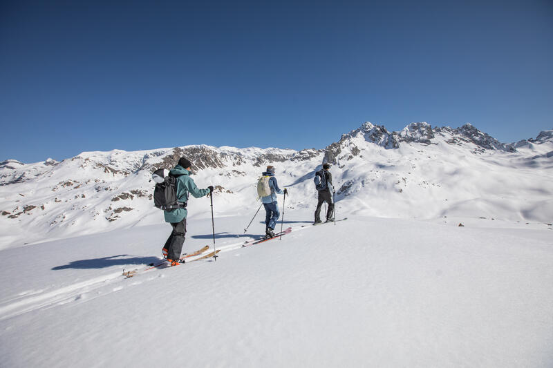 COME SCEGLIERE I PANTALONI DA SCIALPINISMO?
