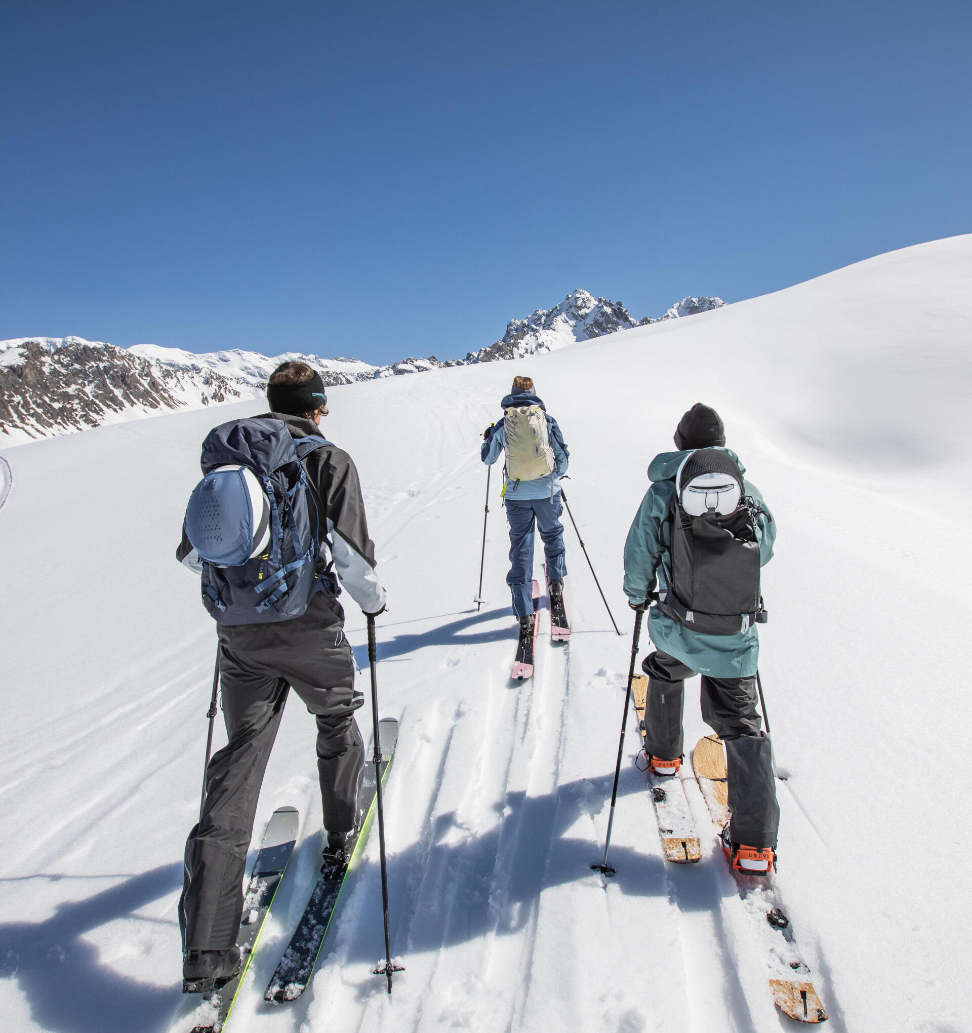 Découvrir le hors-piste en sécurité