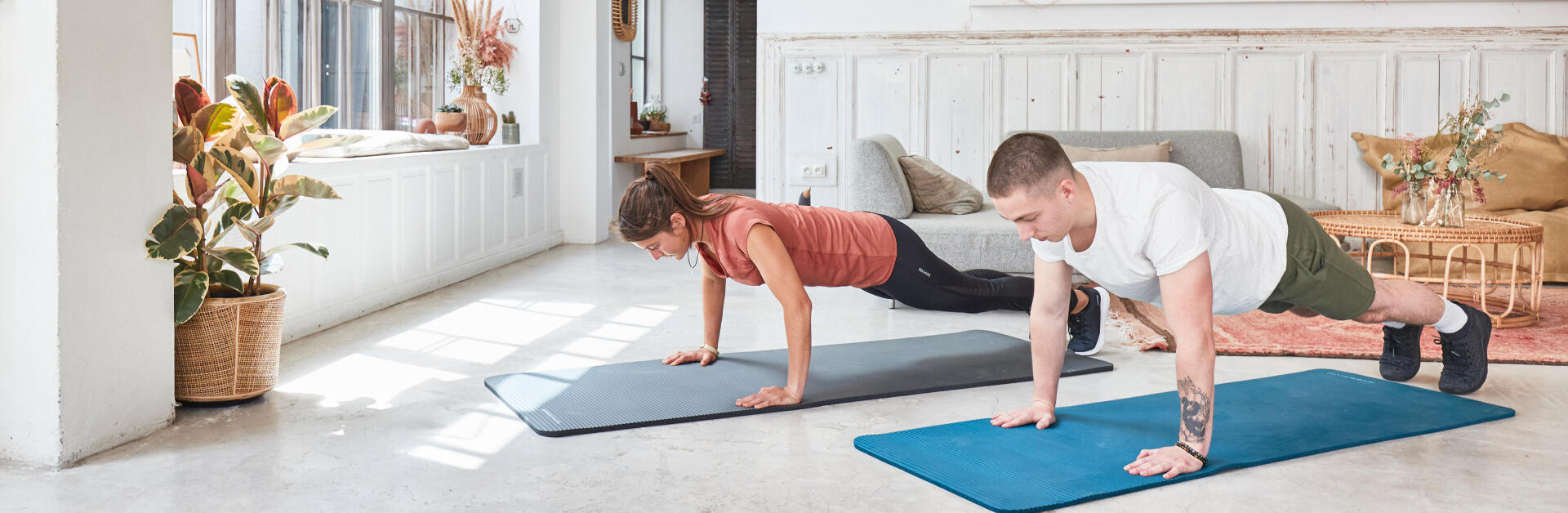 Musculation du dos : les 3 meilleurs exercices à faire à la maison : Femme  Actuelle Le MAG