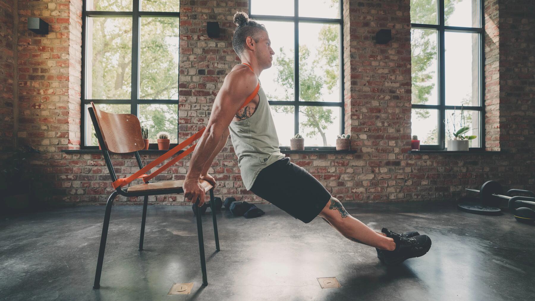 triceps dips