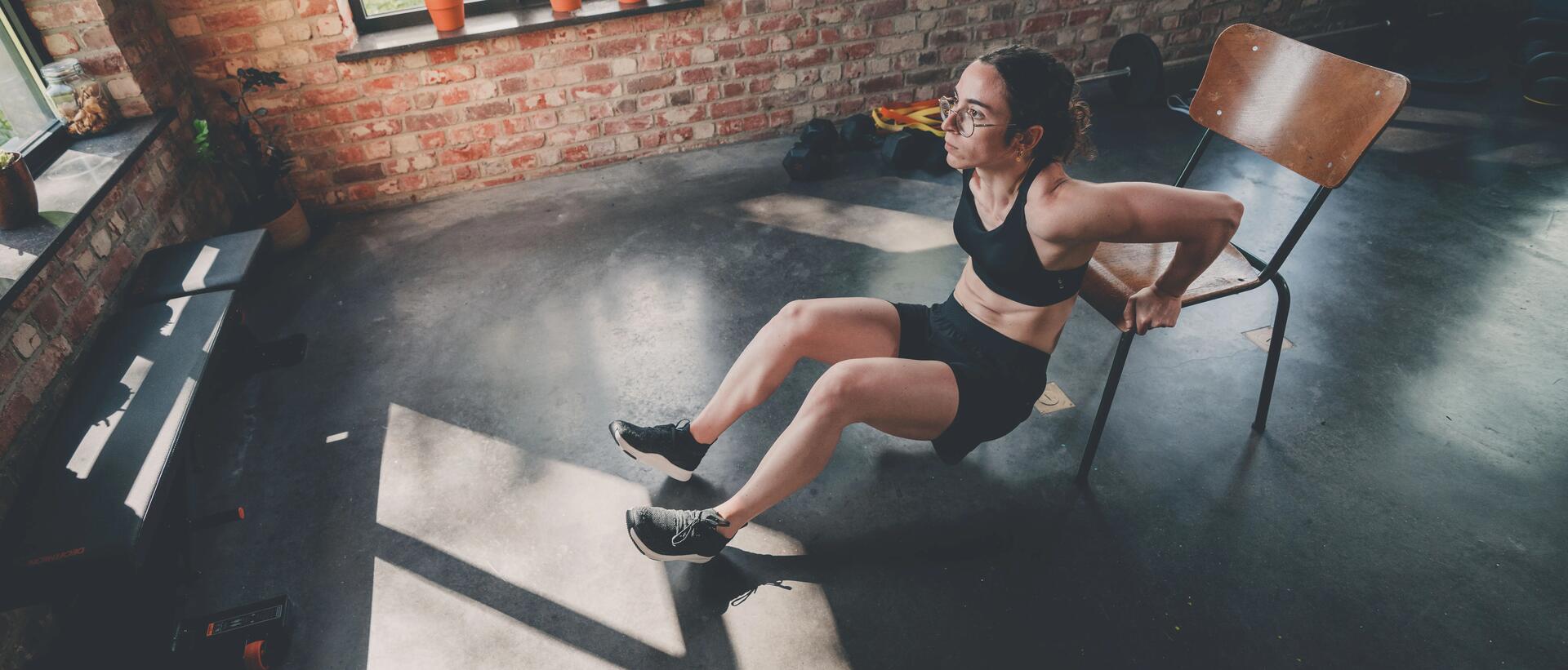 Cómo hacer fondos correctamente con una silla en casa?