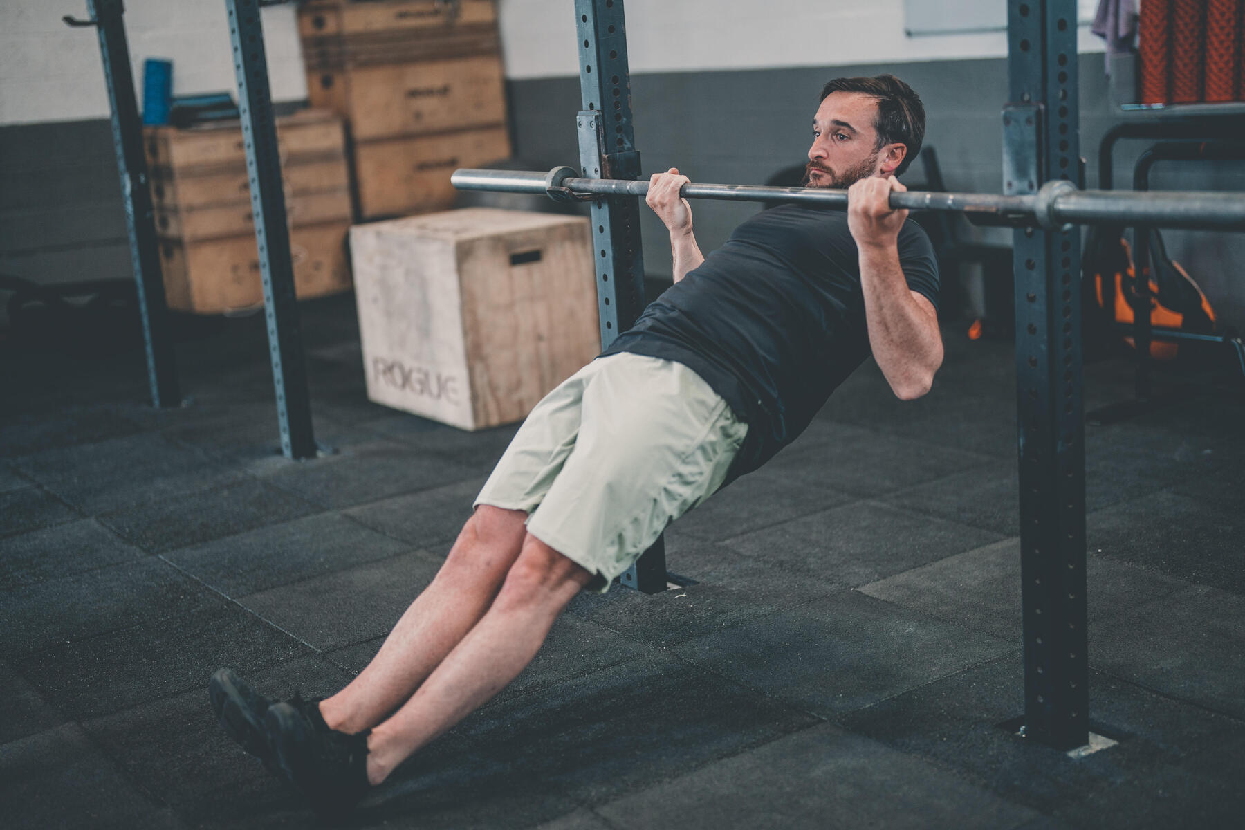 Australian Pull Up: Tips and Form to do Bodyweight Rows