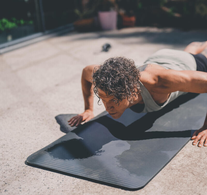Musculation : créer son programme spécial pompes